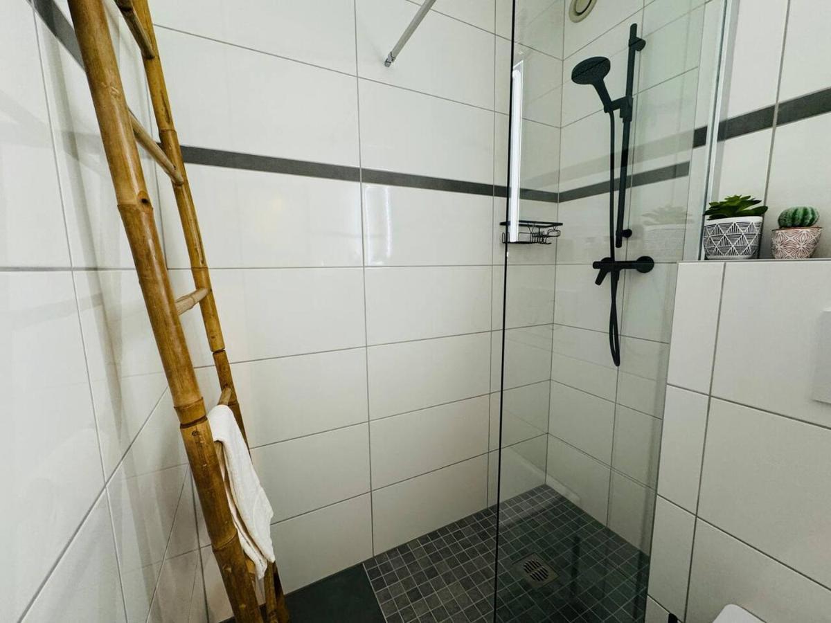 Klassen Stay - Design Studio In 11 Etage - Tolle Aussicht - Sauna, Pool - Netflix Lahnstein Dış mekan fotoğraf